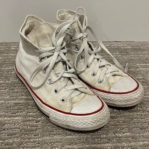 ⚡️White high top converse⚡️